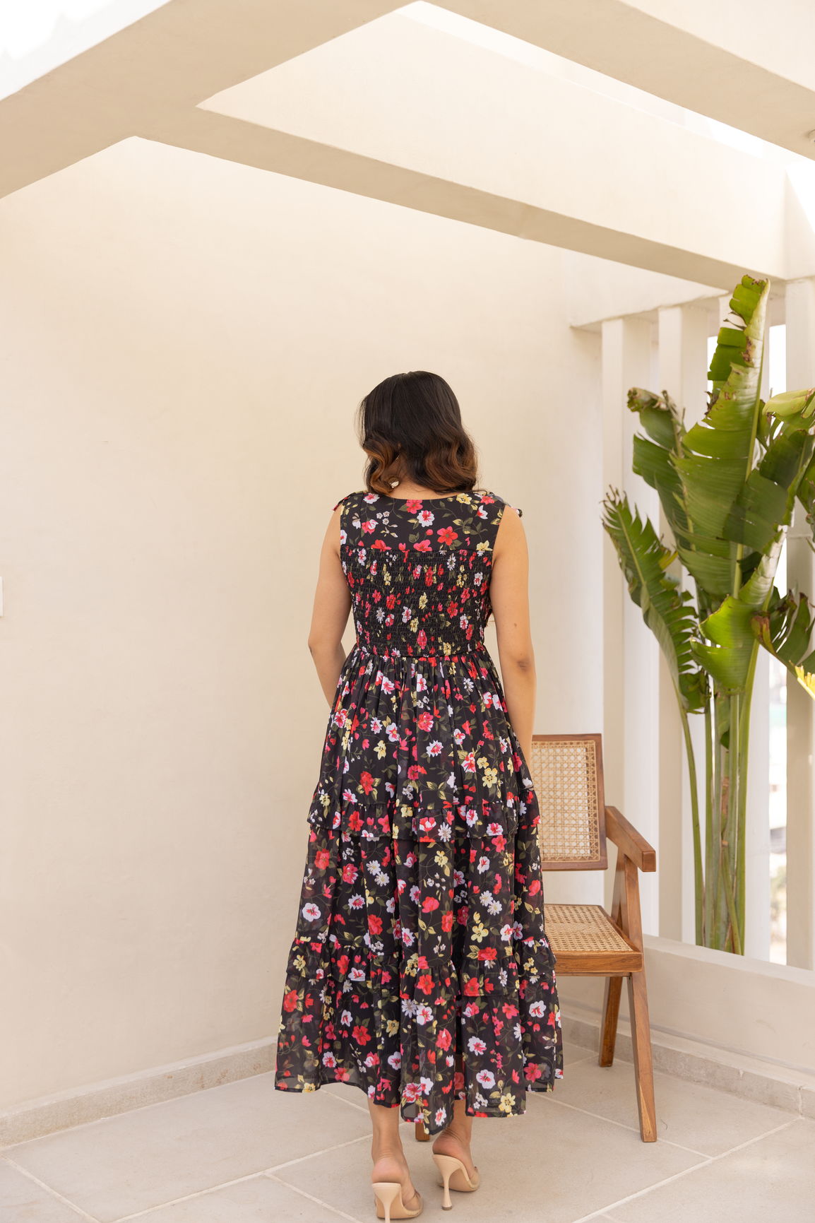 BLACK FLORAL MAXI