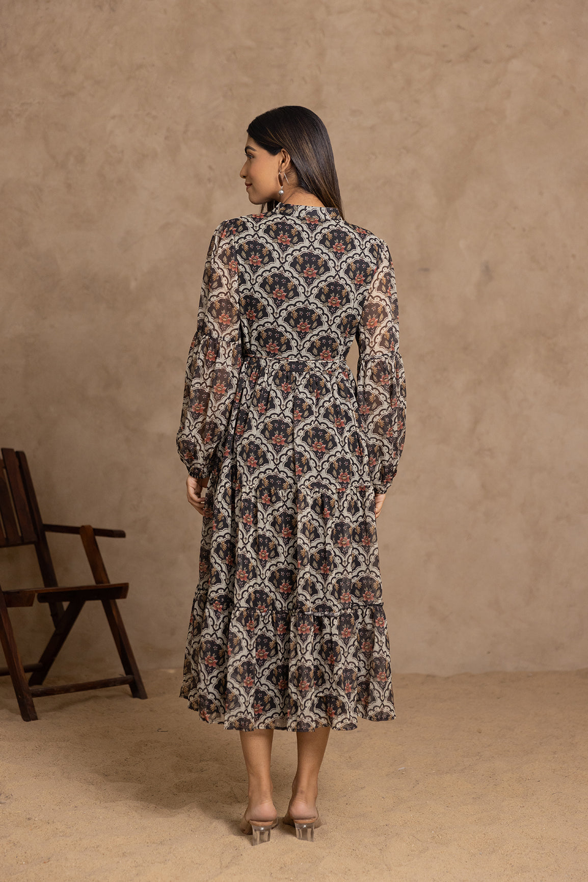 BLACK MOTIF MAXI