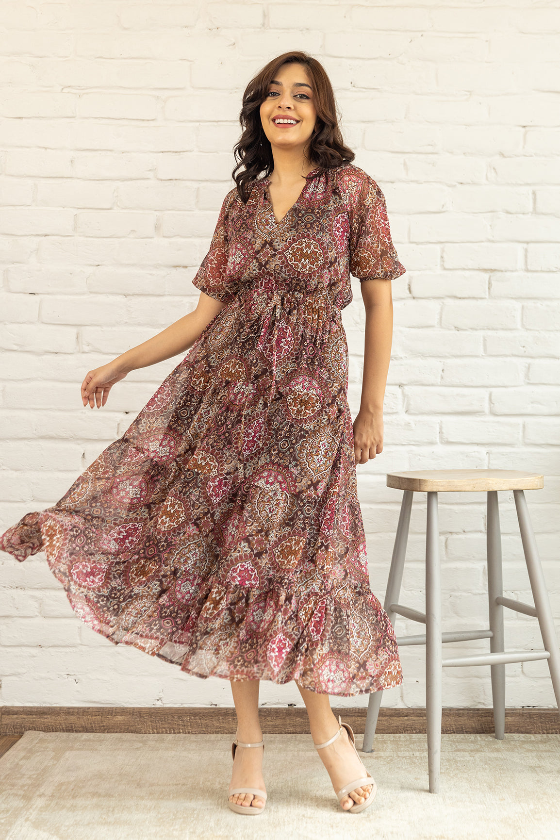 BROWN PAISLEY PRINTED MAXI BROWN PAISLEY PRINTED MAXI