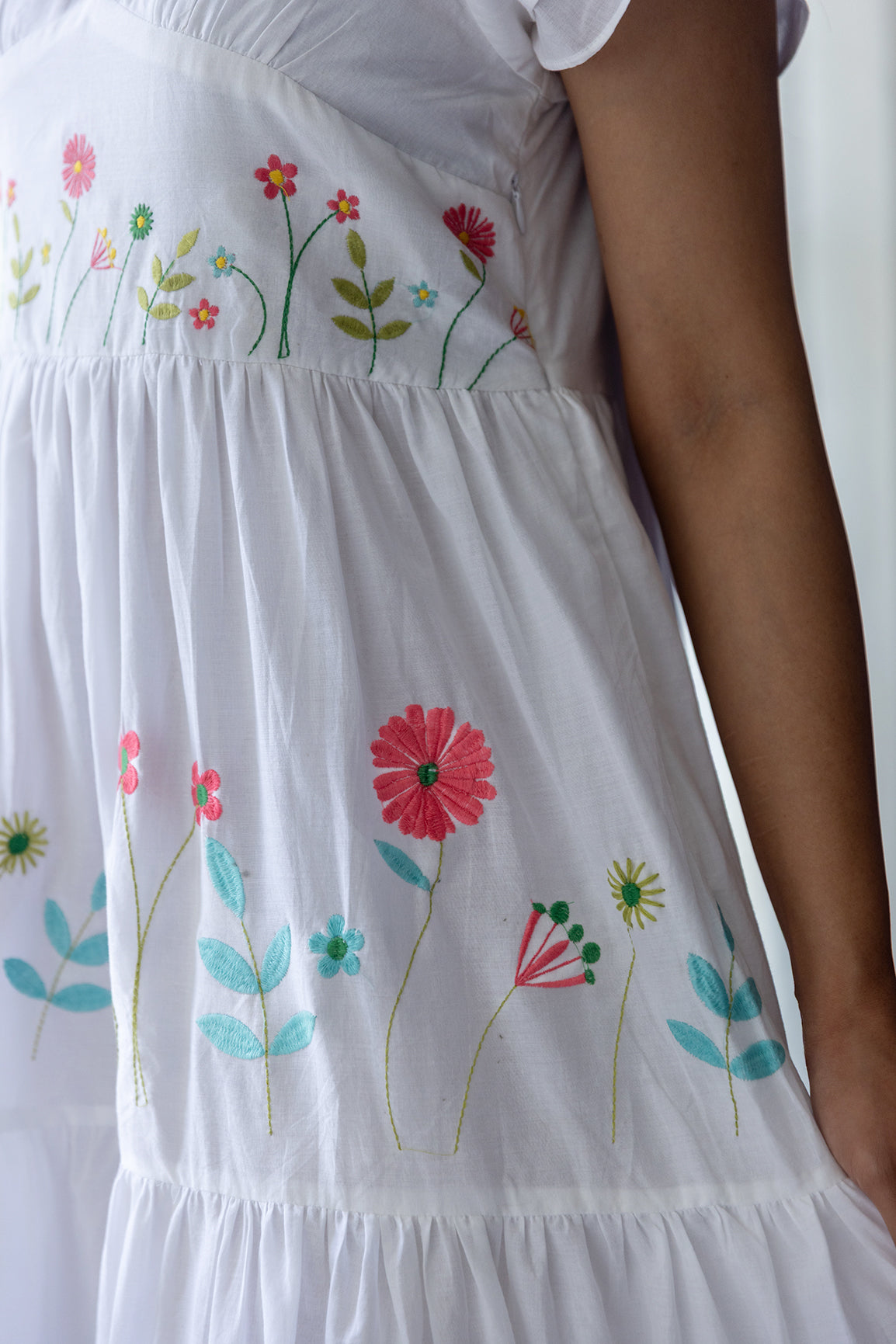 WHITE EMBROIDERY COTTON MAXI