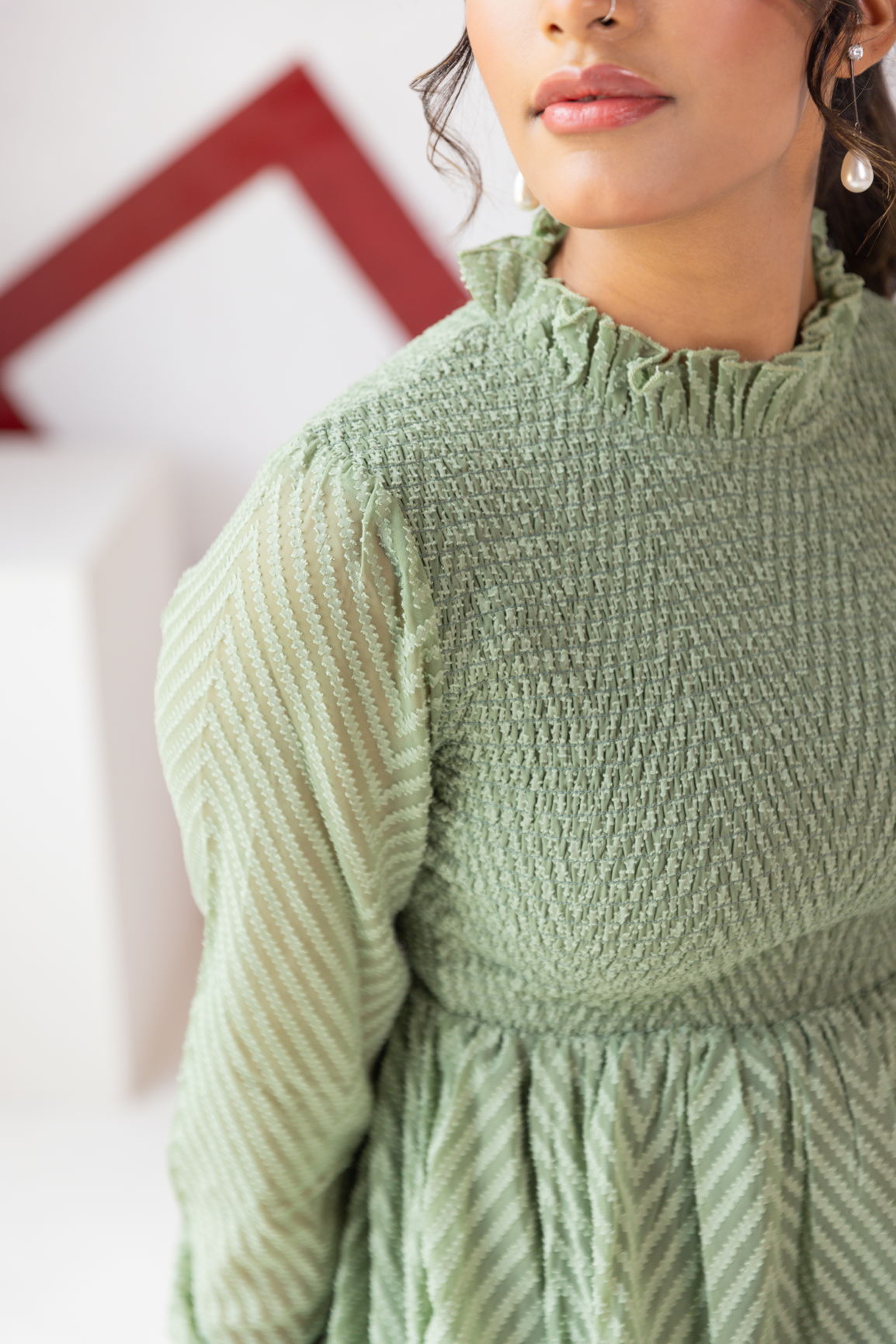 SMOCKED CLOSED NECK MAXI