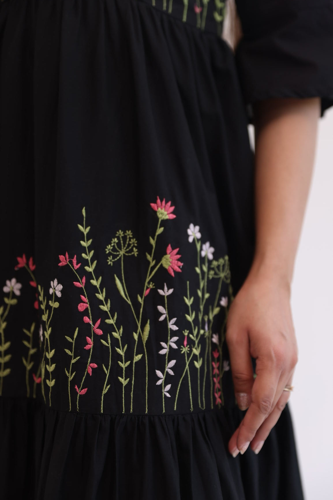 BLACK EMBROIDERY MAXI