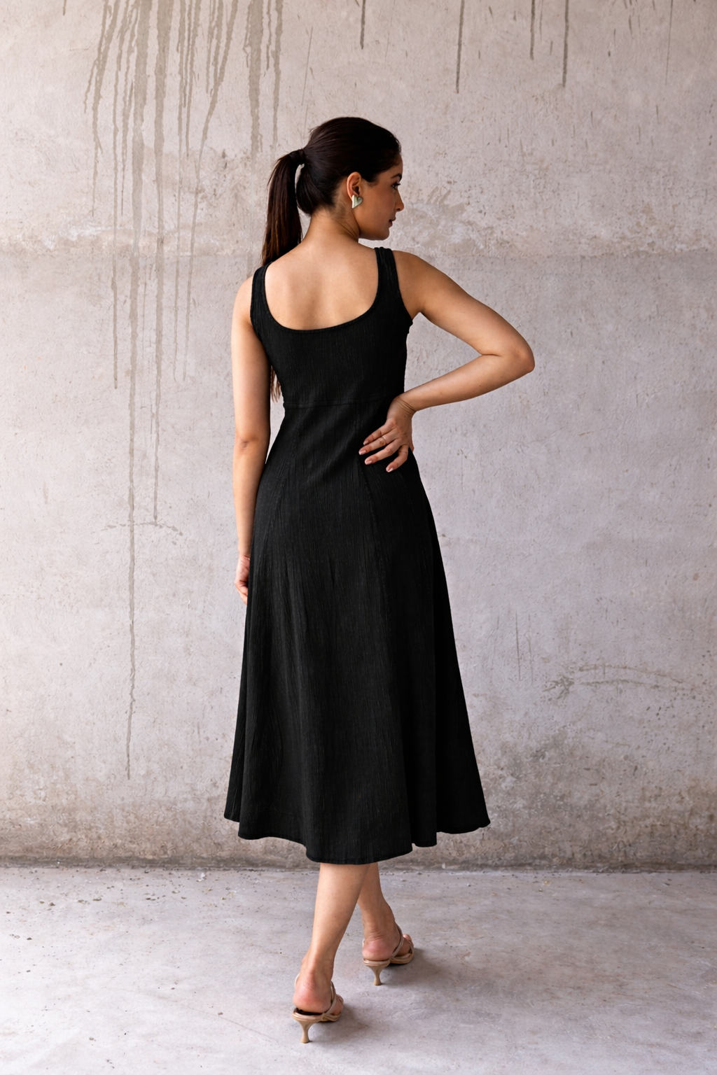 BLACK SLEEVELESS COTTON DENIM MAXI