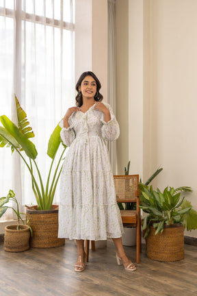 CLASSIC WHITE RUFFLE MAXI