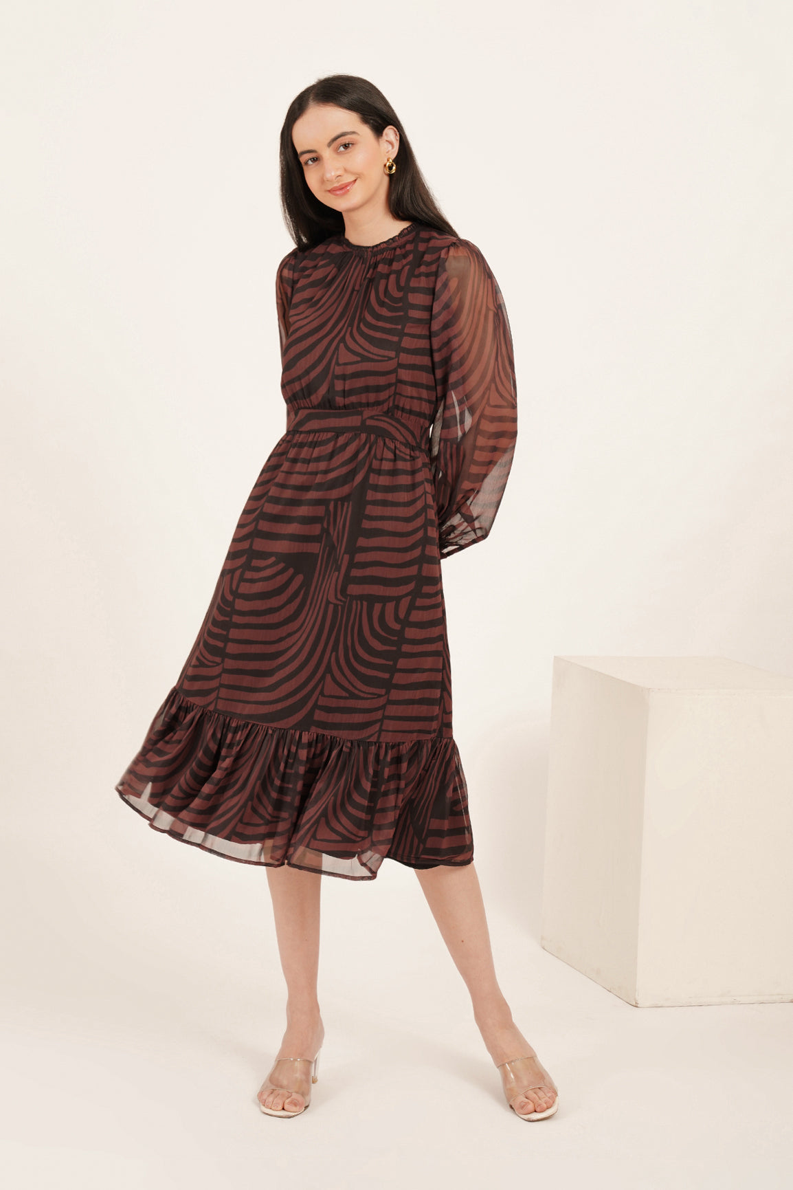 BROWN & BLACK ABSTRACT PRINT PUFF SLEEVE MAXI