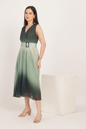 GREEN OMBRE PLEATED MAXI