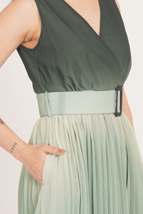 GREEN OMBRE PLEATED MAXI