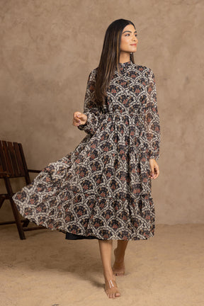 BLACK MOTIF MAXI