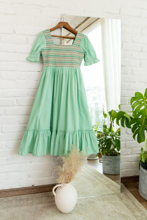 PASTEL GREEN SMOCKED MAXI