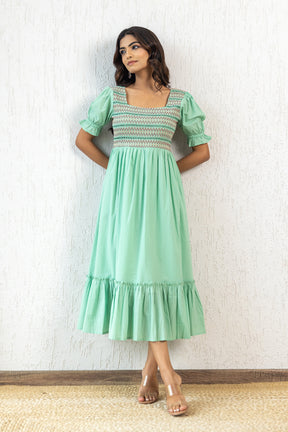 PASTEL GREEN SMOCKED MAXI