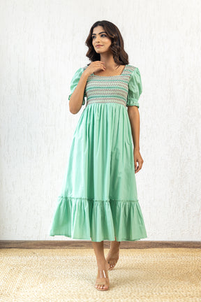 PASTEL GREEN SMOCKED MAXI