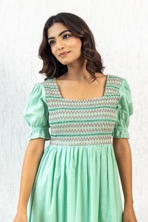 PASTEL GREEN SMOCKED MAXI