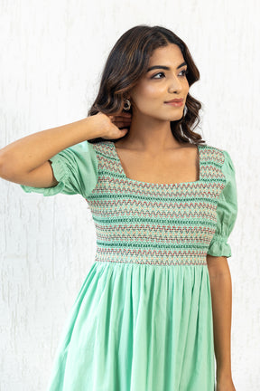 PASTEL GREEN SMOCKED MAXI