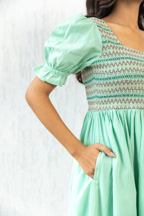 PASTEL GREEN SMOCKED MAXI