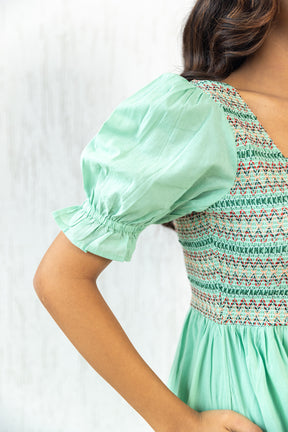 PASTEL GREEN SMOCKED MAXI