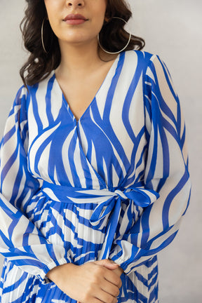 BLUE & WHITE PLEATED MAXI