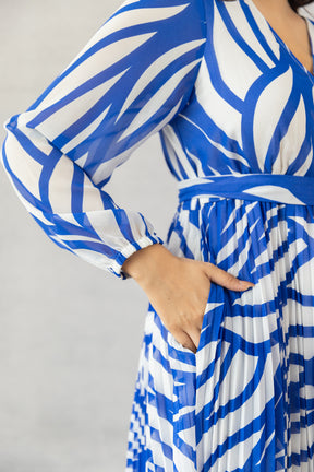 BLUE & WHITE PLEATED MAXI
