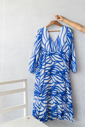 BLUE & WHITE PLEATED MAXI