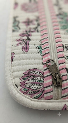 ROSEVINE FLORAL QUILTTED LAPTOP BAG