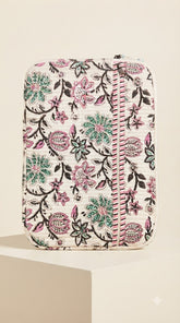 ROSEVINE FLORAL QUILTTED LAPTOP BAG