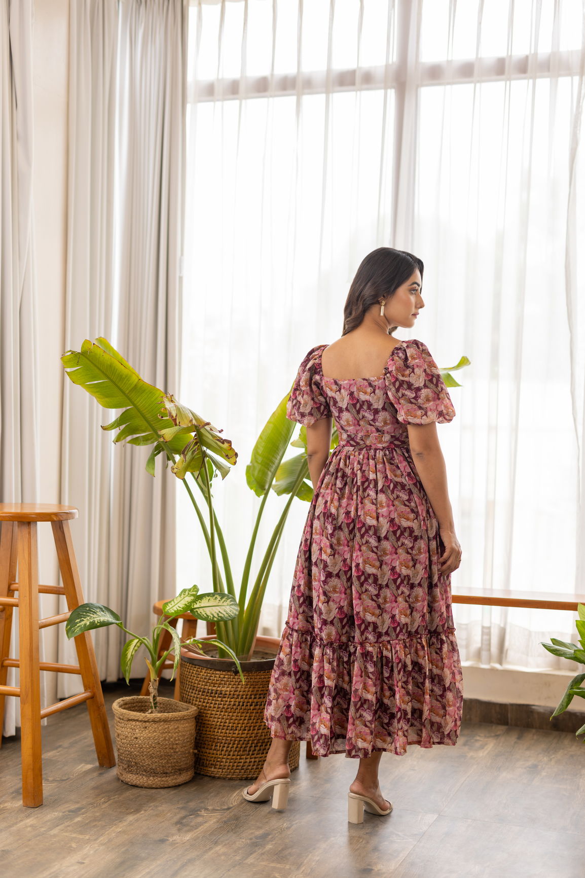 Floral belted dress top