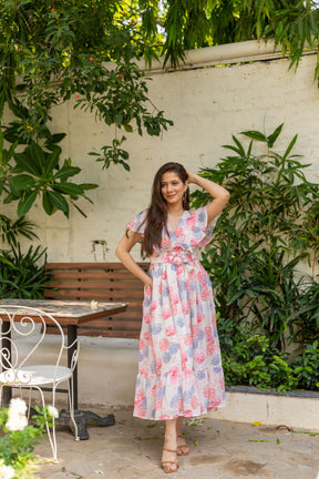 WHITE FLORAL BELTED MAXI